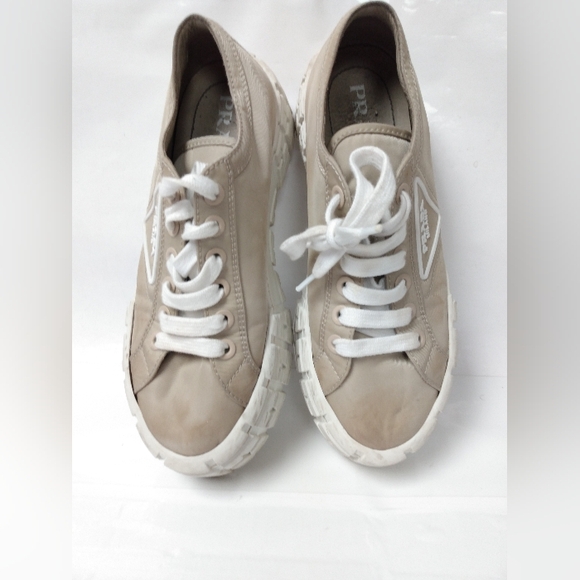 Prada 2022 Double Wheel Nylon Gabardine Sneakers in Desert Beige sz 39.5 - Picture 2 of 16